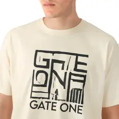GATE ONE - Polera Manga Corta Crema Estampado Delantero