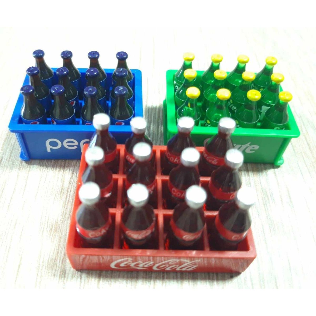 GENERICO - Pack 3 bandejas y 36 botellas de bebidas de plastico 2 a 4cm