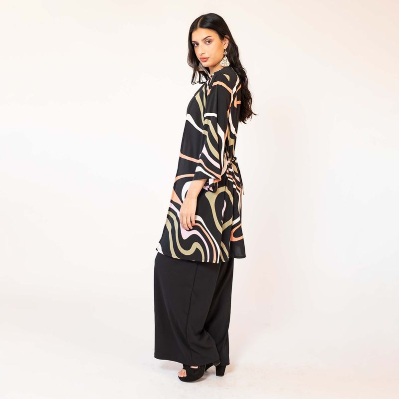NATALIA SEGUEL - kimono Negro Lineas Natalia Seguel.
