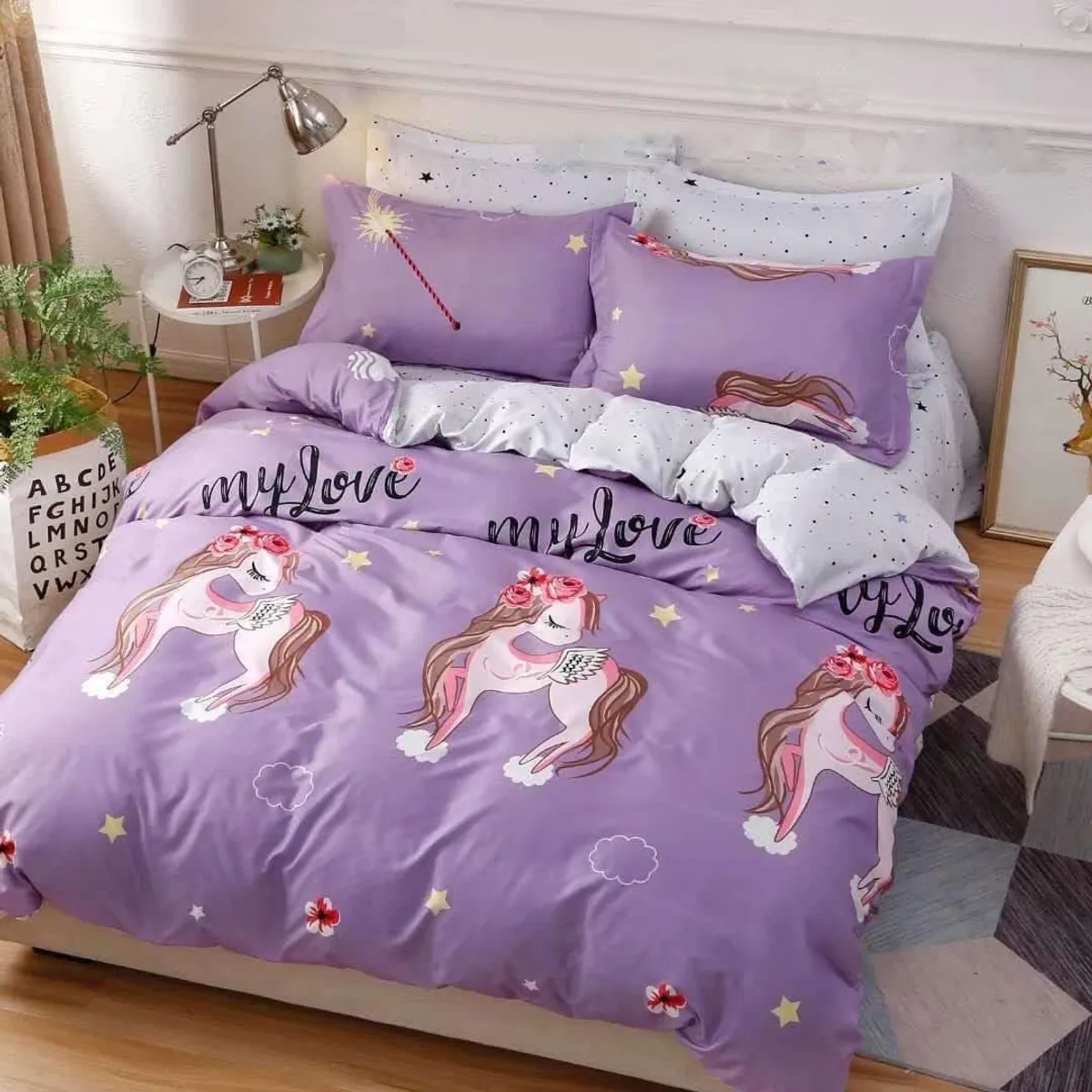 GENERICO - CUBRECAMA QUILT 1.5 PLAZAS 180X230 CON DISEÑO UNICORNIO LILA TF