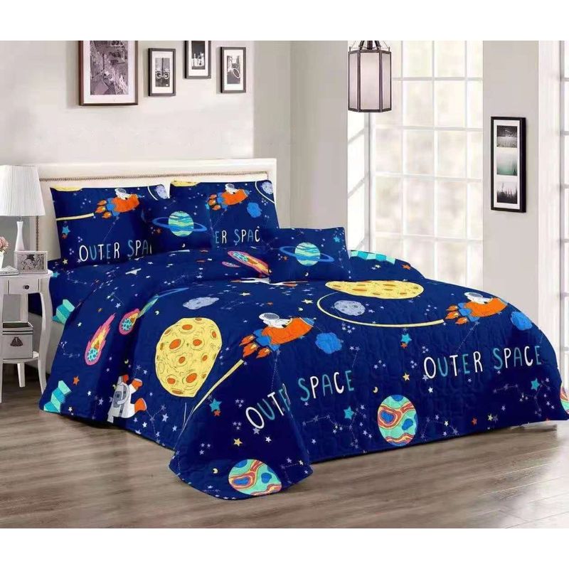 GENERICO - CUBRECAMA QUILT 1.5 PLAZAS 180X230 CON DISEÑO INFANTIL COHETE TF