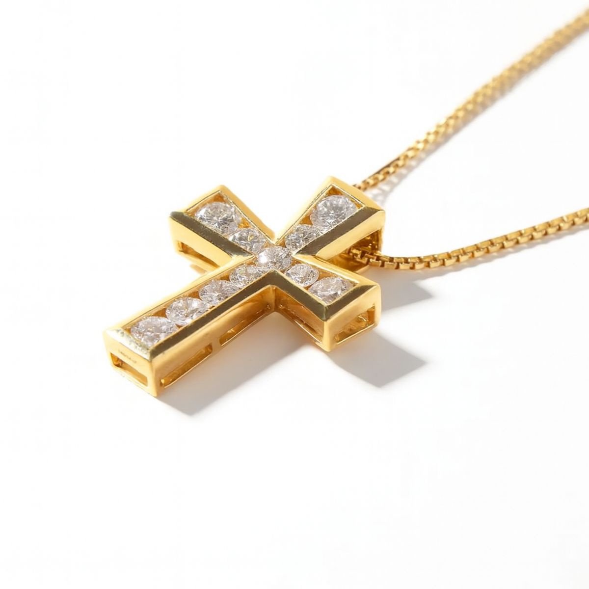 JB JOYAS BARON - Collar Oro 18kt Diamantes Cruz 55Pts - Danielle Costantini