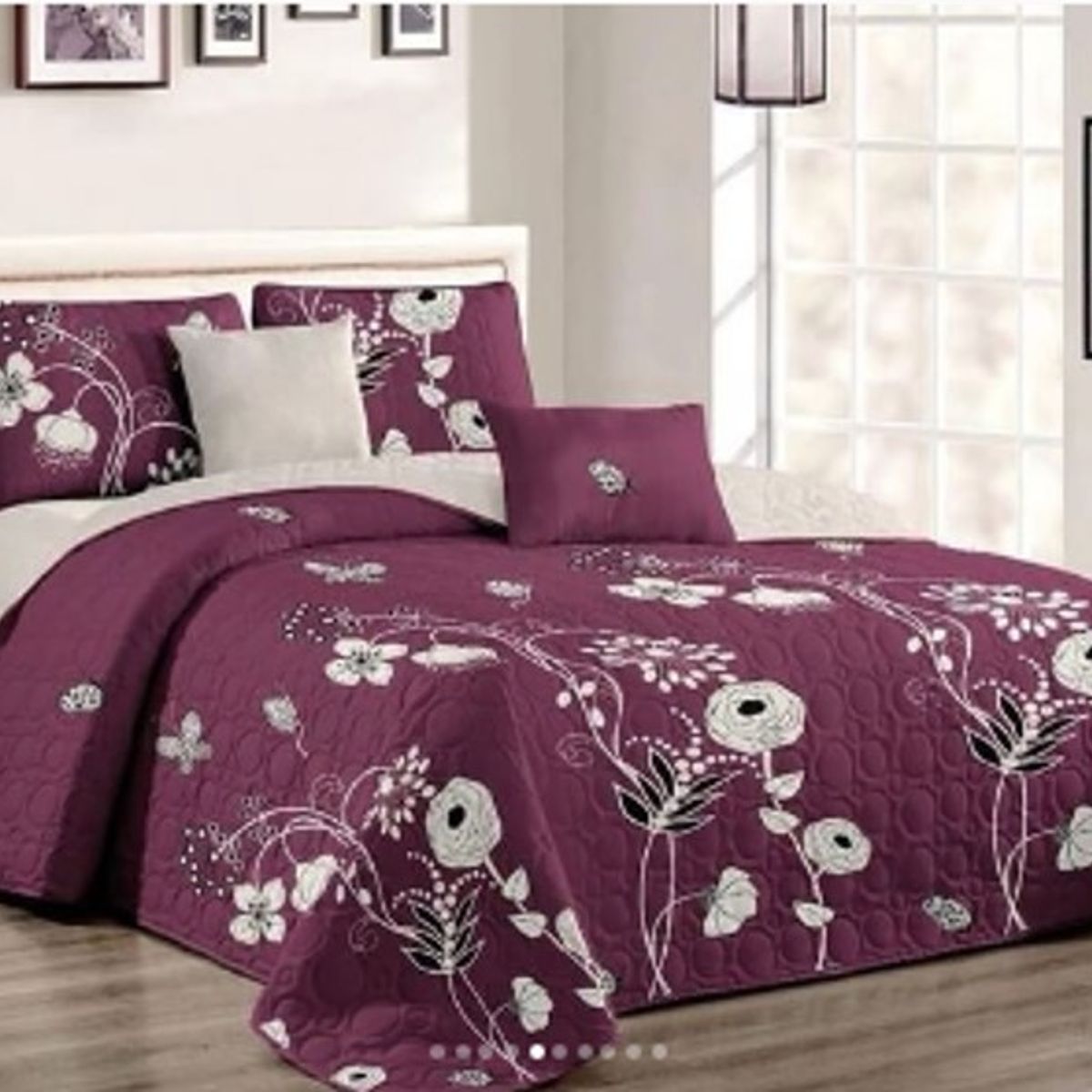GENERICO - CUBRECAMA QUILT DE VERANO 1.5 PLAZAS CON DISEÑO BURDEO ROSAS TF