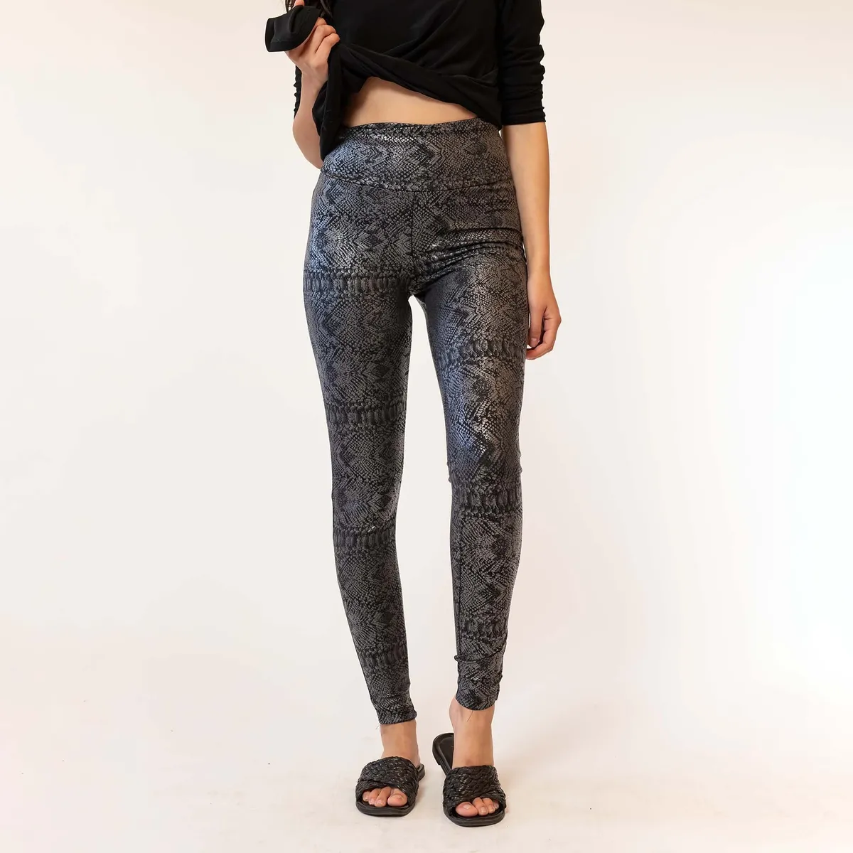 NATALIA SEGUEL - Calza Animal Print Gris Natalia Seguel