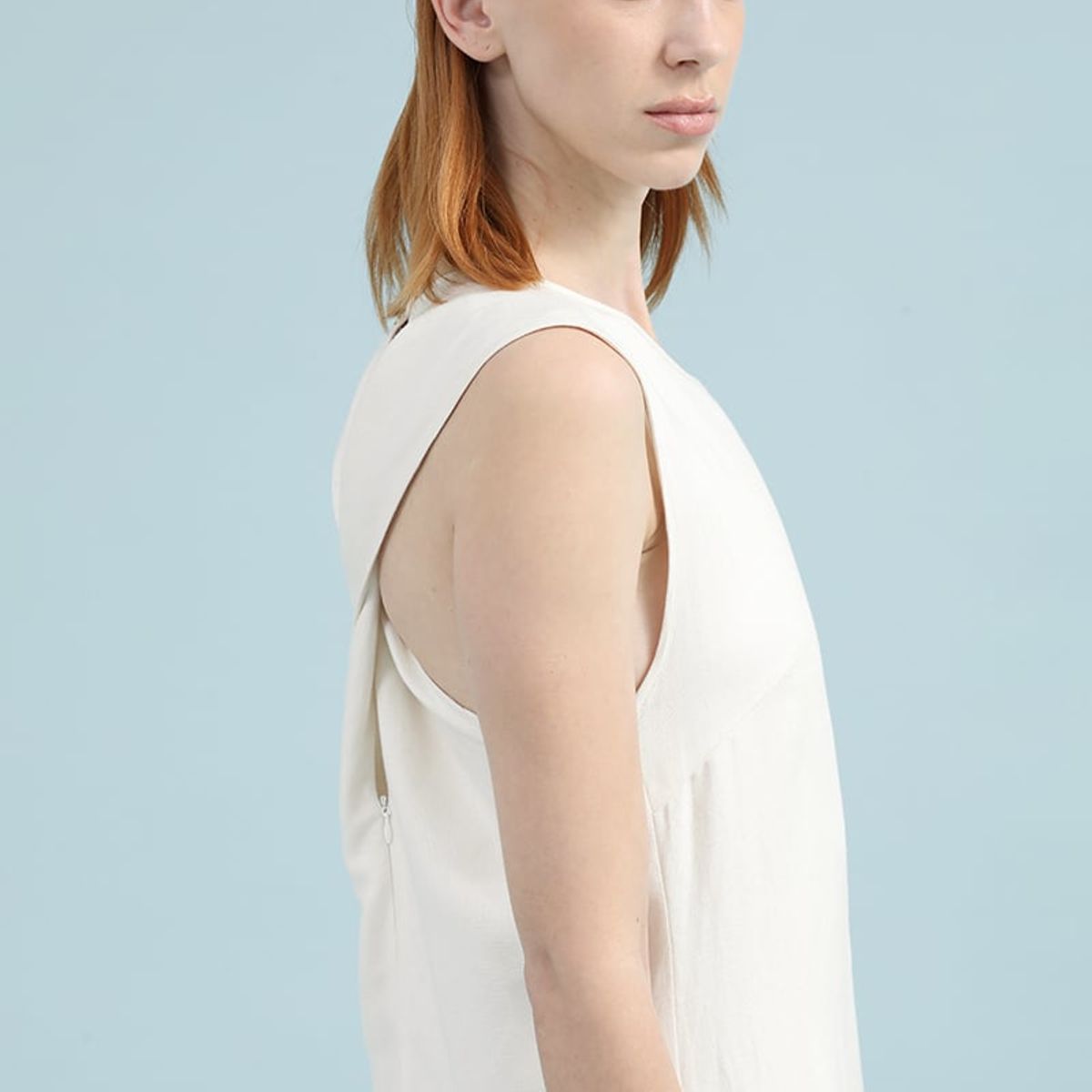 LIOLA - Vestido Midi Lino Lyocell, Cruce Espalda, Crudo Liola