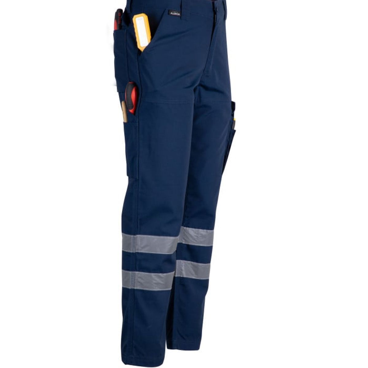 T-WORLD - Pantalón Cargo Alerce con Cinta Reflectiva Hombre