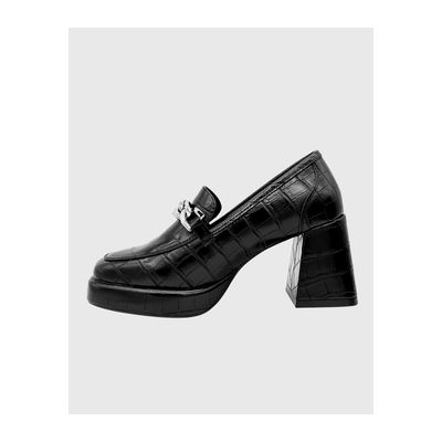 Imagen 2 del producto Zapato para mujer con taco y cadena Negro