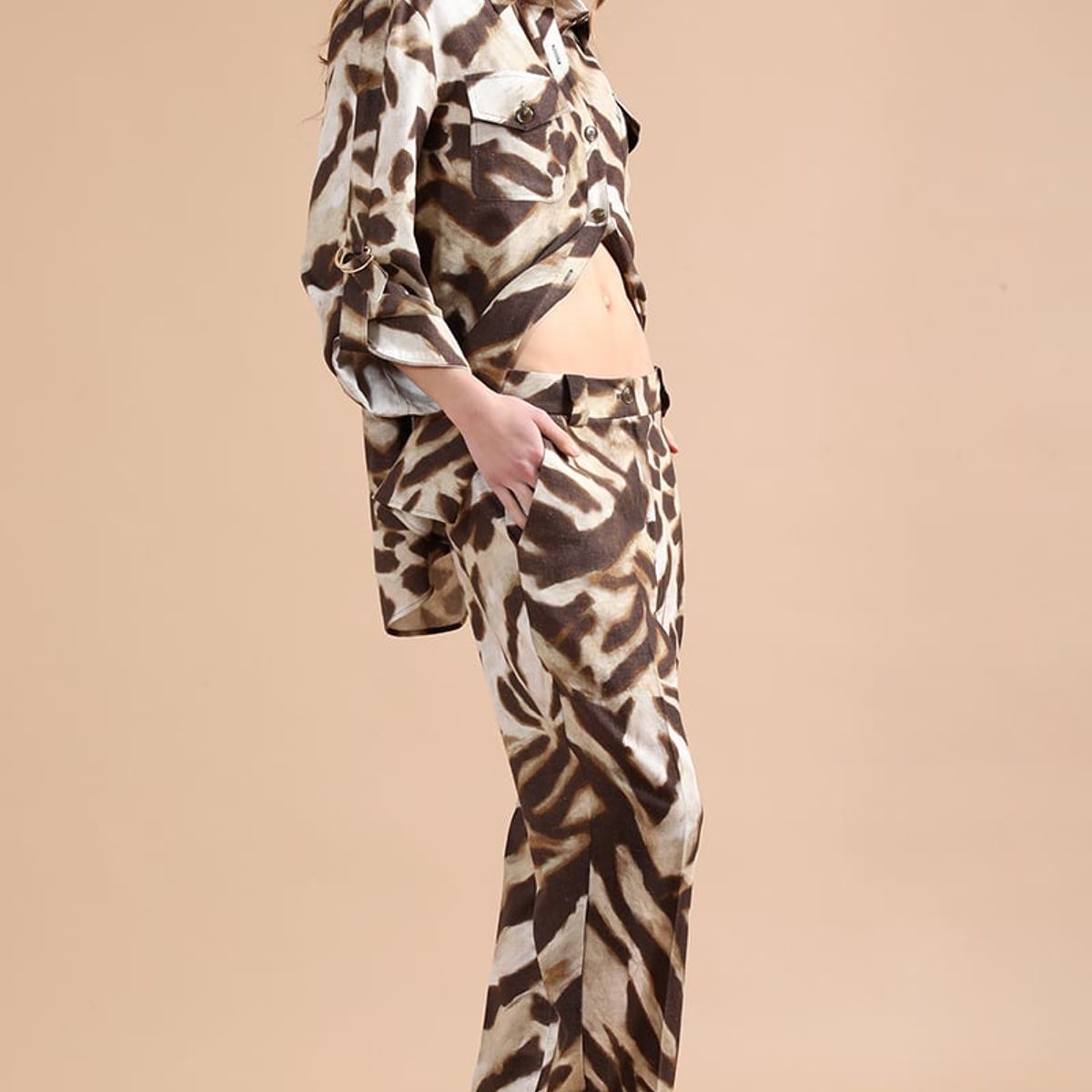 LIOLA - Pantalon Sastre, Con Lino, Animal Print, Cafe Liola