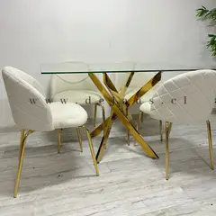 GENERICO - Mesa Dubai Rectangular Dorada con 4 Sillas Tokio Felpa Dorada - Blanco