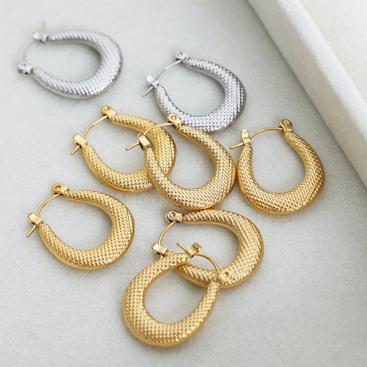 LUX JOYAS - Aros Baño Oro Amarillo 18k Argollas Bote Puntos