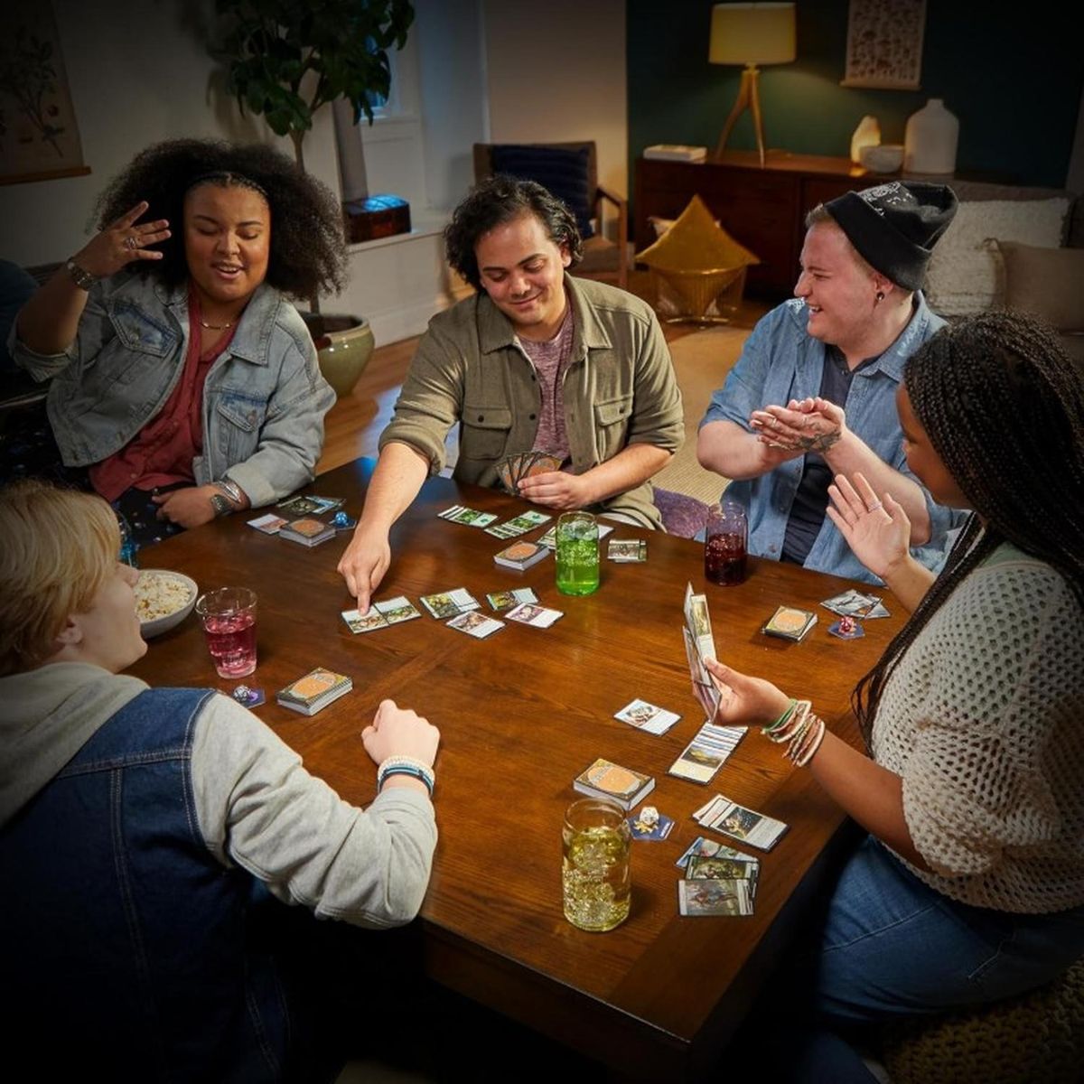 HASBRO - MTG Fallout Mazo Commander - Hail Caesar ingles