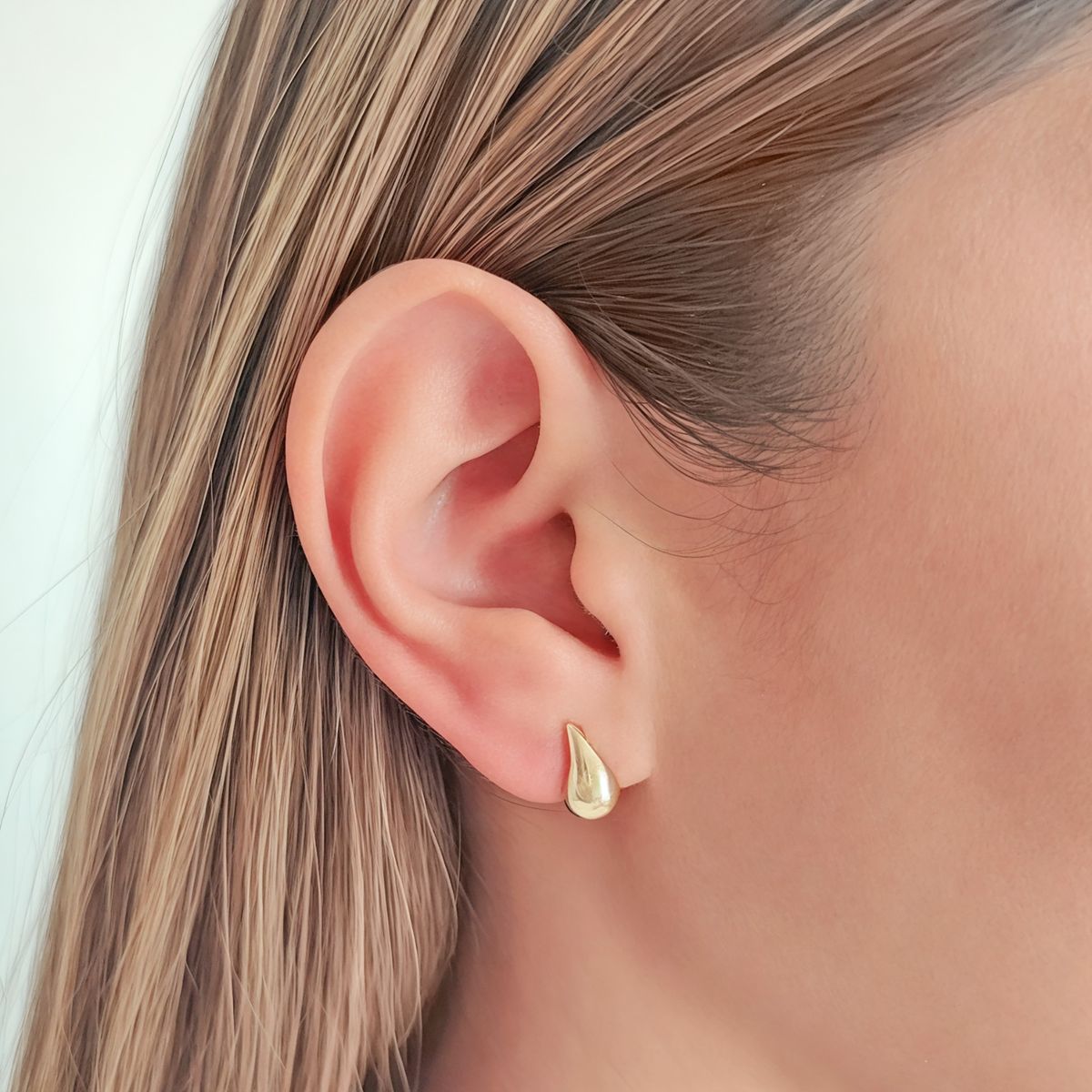 COGGIOLA - Aros Angela Gota Mini Enchapado Oro 18K