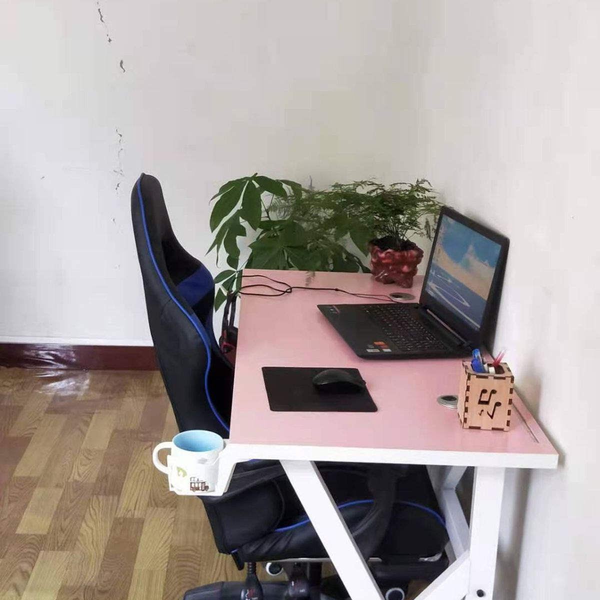 GENERICO - Escritorio Gamer K 130 cm Luces Led Rosado patas de fierro