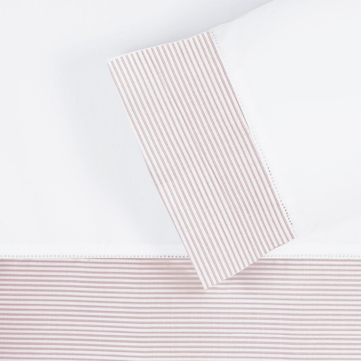 NINA HERRERA - Sábana Básica Rayas Piqué Nude 220 Hilos Cuna