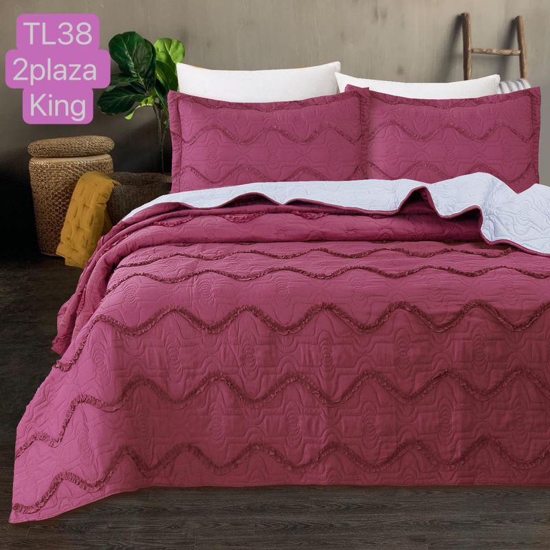 GENERICO - Quilt de Verano King con Relieve Color Fucsia