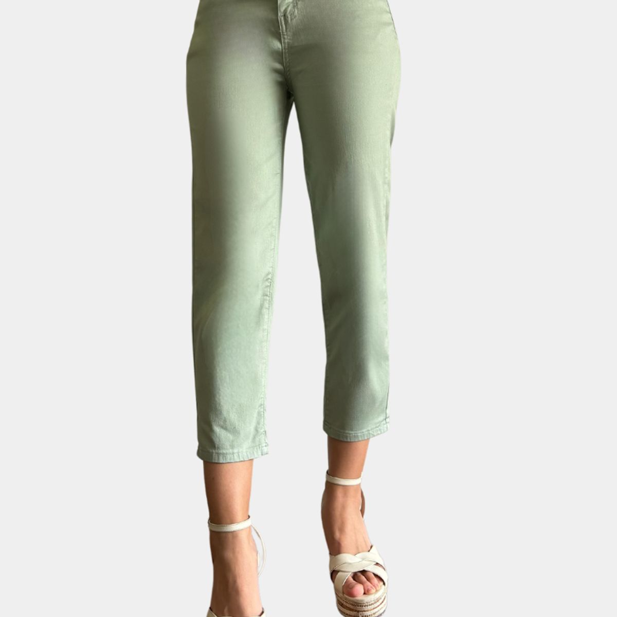TENTATION - Capri Gabardina Tiro Alto Push Up Verde Tentation