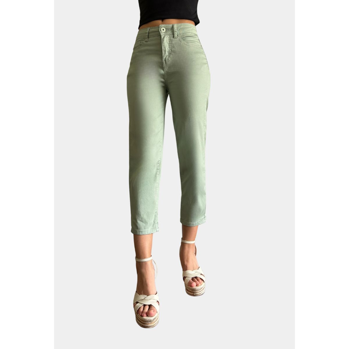 TENTATION - Capri Gabardina Tiro Alto Push Up Verde Tentation