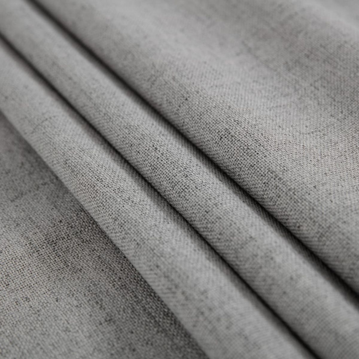 DIANA - cortina gris 100% black out ENGOMADA con argolla  2 paños 140X220 CM