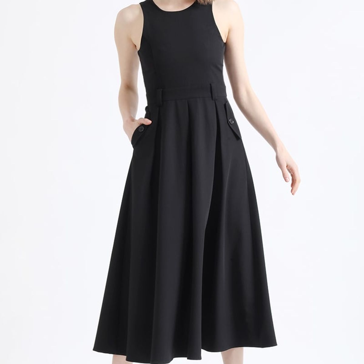 LIOLA - Vestido Maxi Faldon Pliegues, Negro Liola
