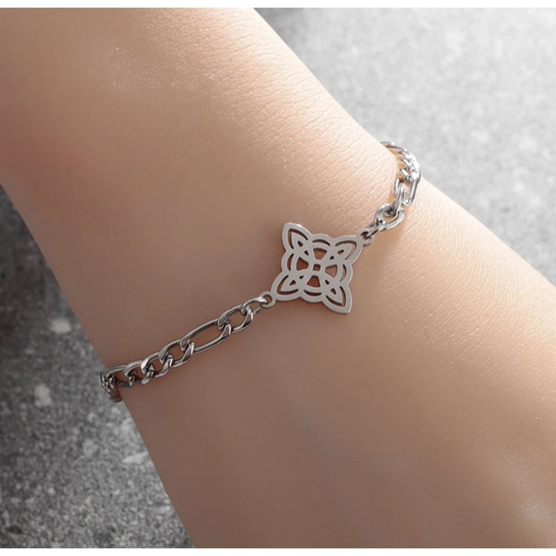CORAZÓN DE ÁMBAR - Pulsera de Protección Nudo de Brujas