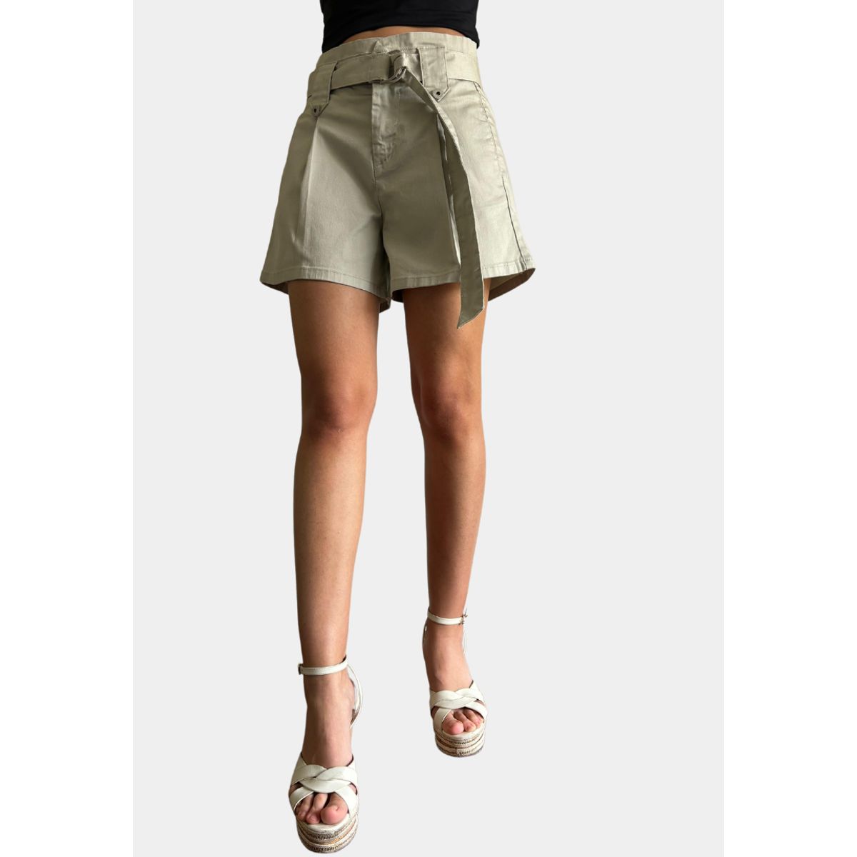 TENTATION - Short Pinzado  Tiro Alto Push Up Beige Tentation