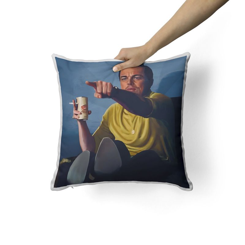 CREANGO - COJIN DECORATIVO MEME LEONARDO DICAPRIO