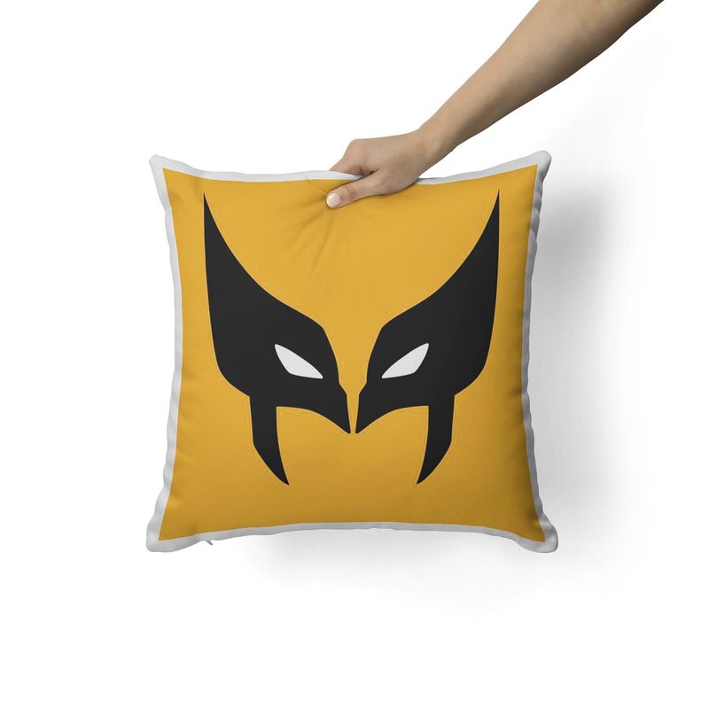 CREANGO - COJIN DECORATIVO WOLVERINE