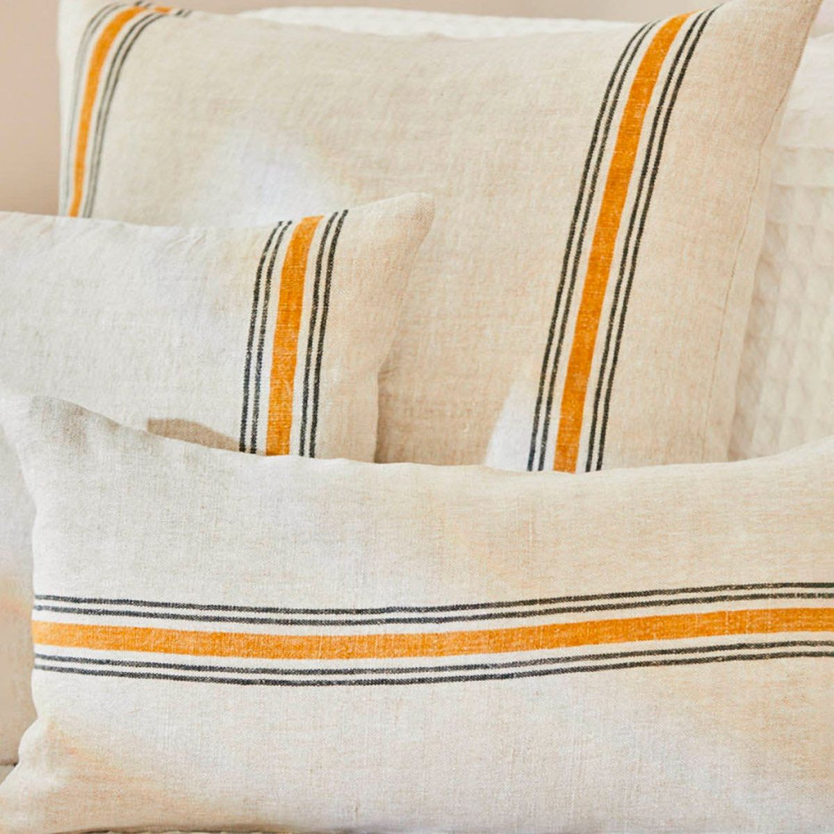 CALMA HOUSE - Funda Cojin Golfet 45x45 Mostaza Form