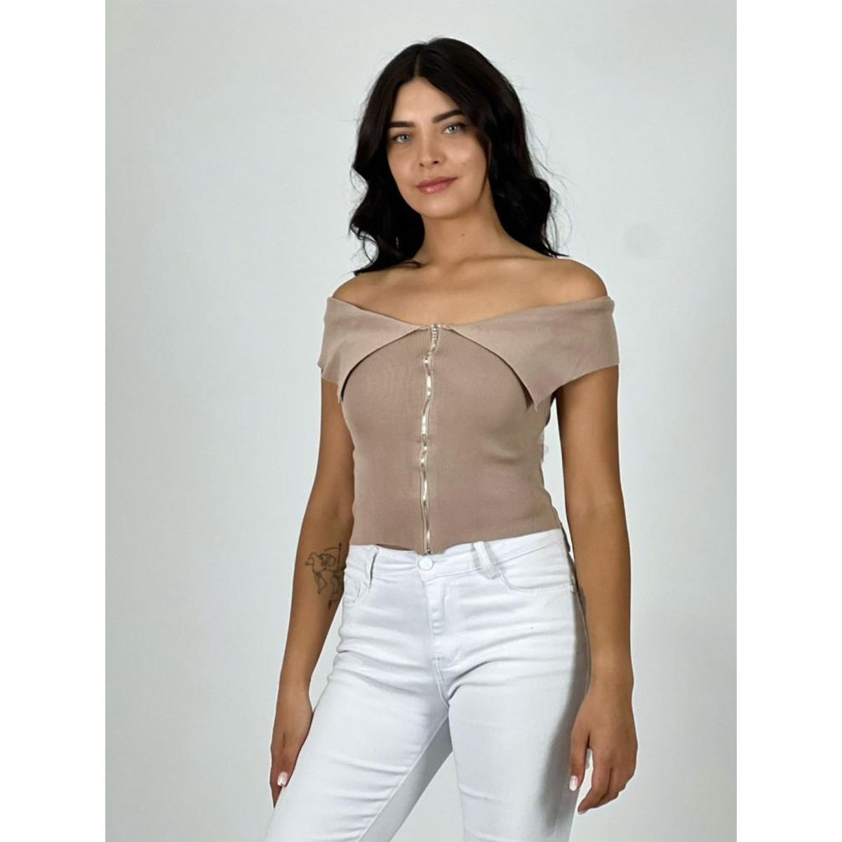 ENIGMATICA BOUTIQUE - Polera Top Con Cierre - Rojo