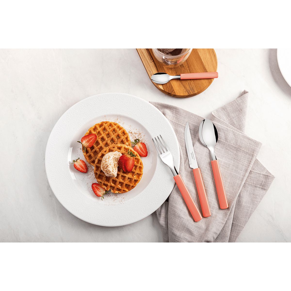 TRAMONTINA - Juego Cubiertos Tramontina 16 Piezas Rojo, Acero Inoxidable