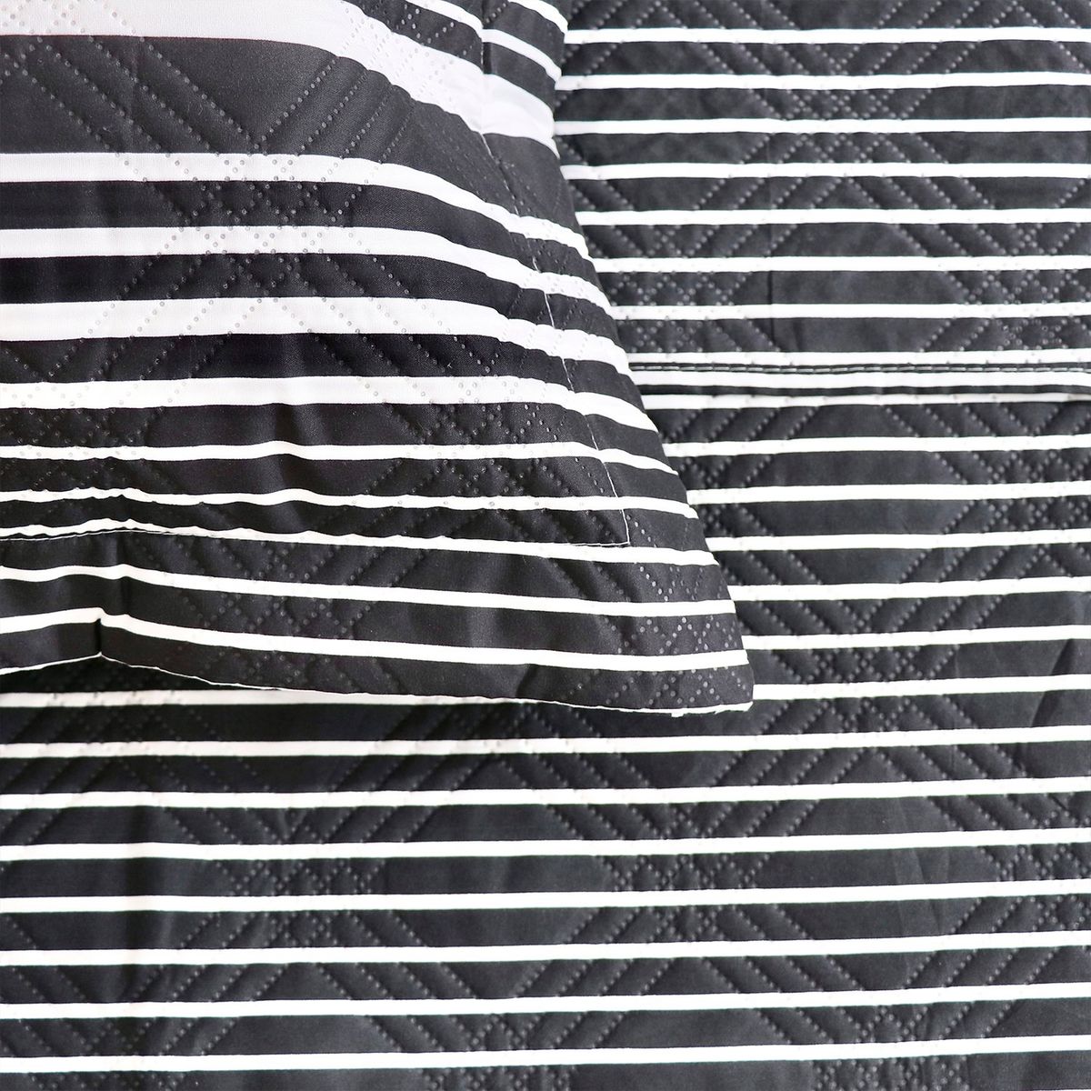 ANDES - QUILT ANDES ESTAMPADO KING LISTADO NEGRO