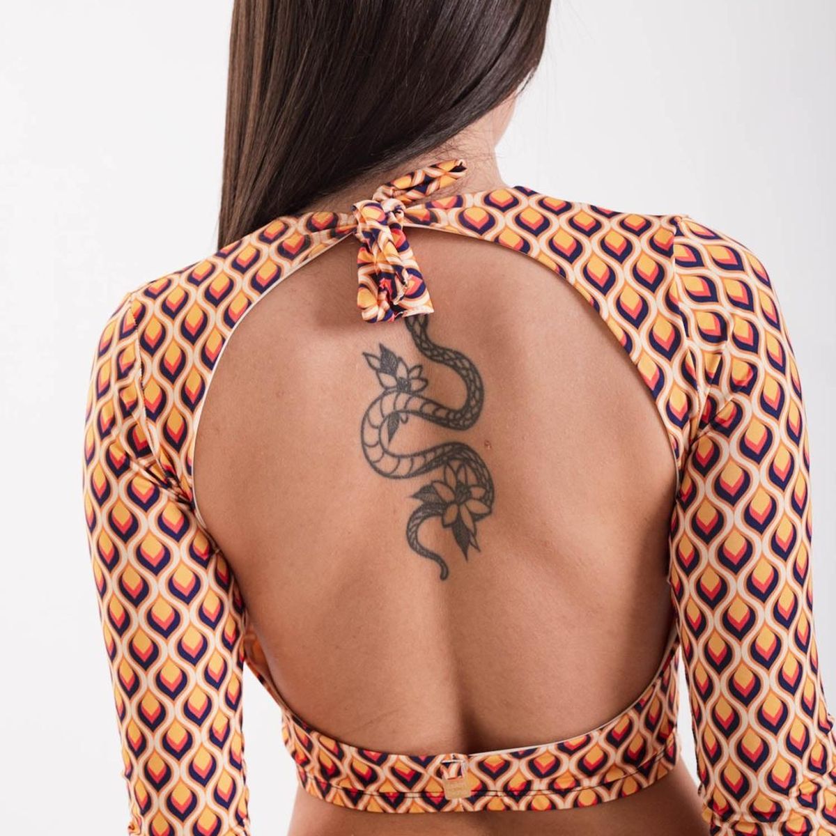 DAIKIRI BIKINIS - Daikiri Polera Surf Mujer Crema Estampado Manga Larga Deportivo Protección UV 50+