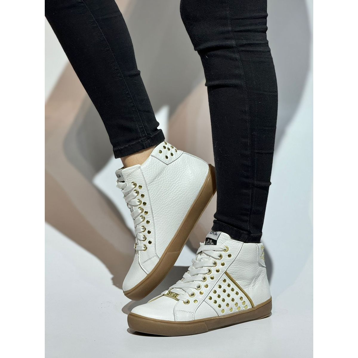 EXOTICA - Zapatilla Diana Blanca Exotica