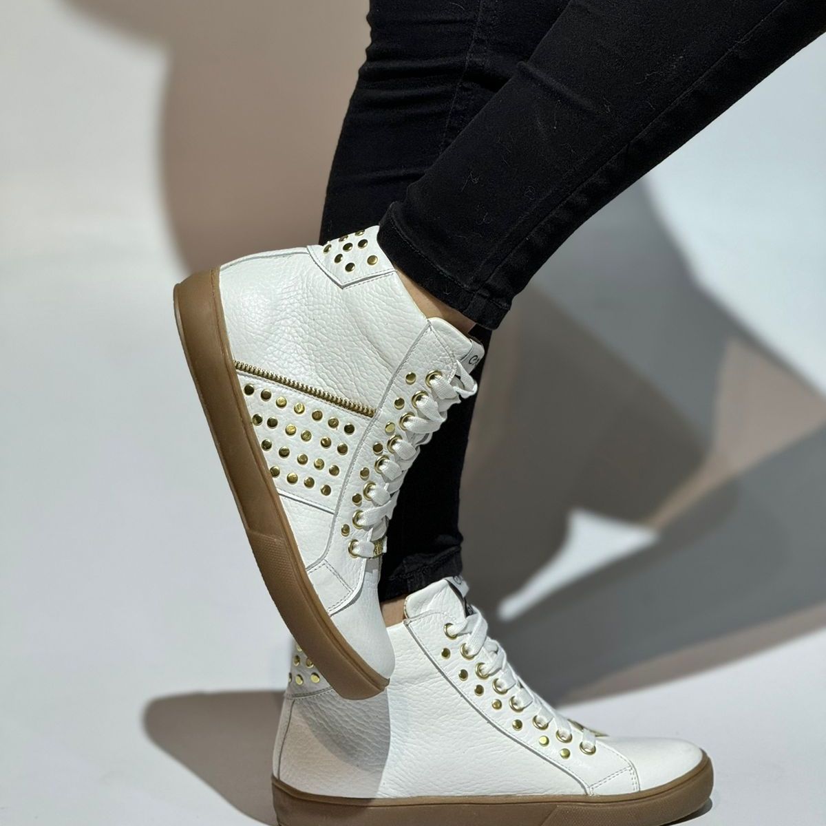 EXOTICA - Zapatilla Diana Blanca Exotica