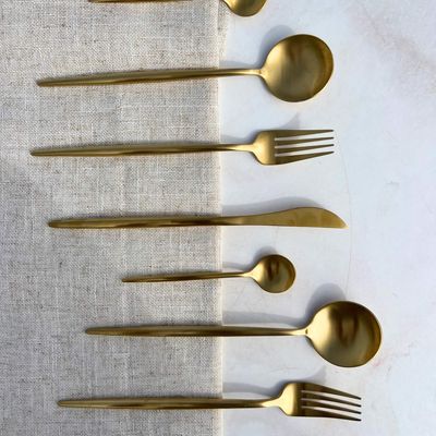 Imagen 2 del producto Set de Cubiertos 16 Piezas Dorado Acero Inoxidable 18/10