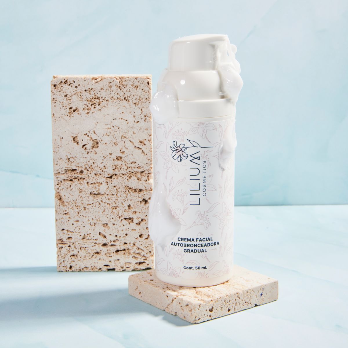 LILIUM COSMETICS - Crema facial autobronceante 50 ml - Lilium Cosmetics