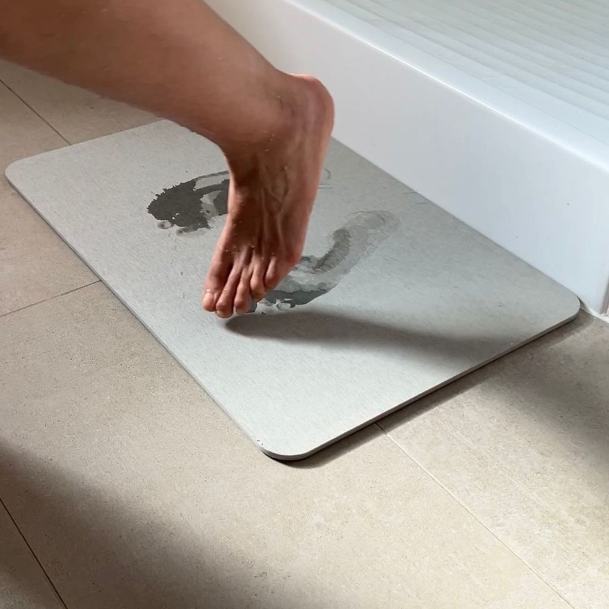 MANDIRHOME - Piso Antibacterial Secado Ultra Rápido Original Diatomitas 60x40cms