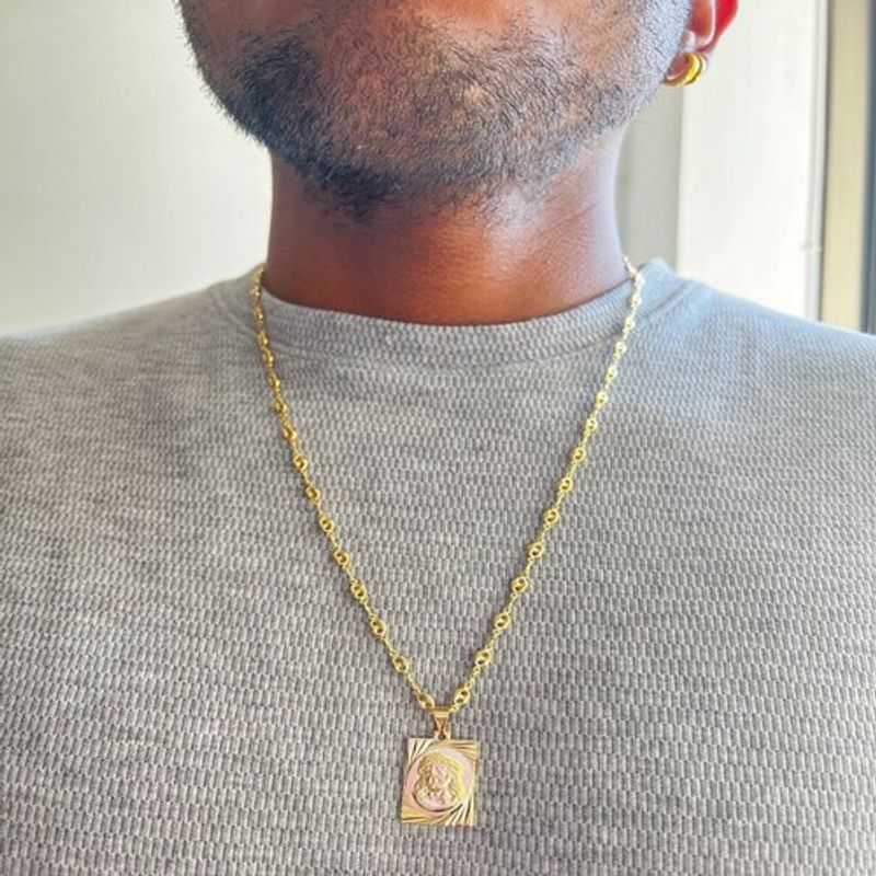 GENERICO - Conjunto Cadena Gucci Y Dije Rostro Oro Laminado 18k