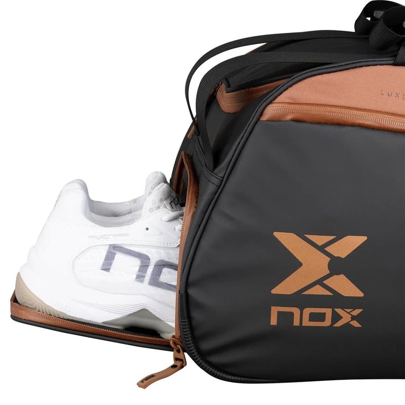 NOX - Bolso Paletero de pádel Nox Luxury Open Series Negro  Marrón
