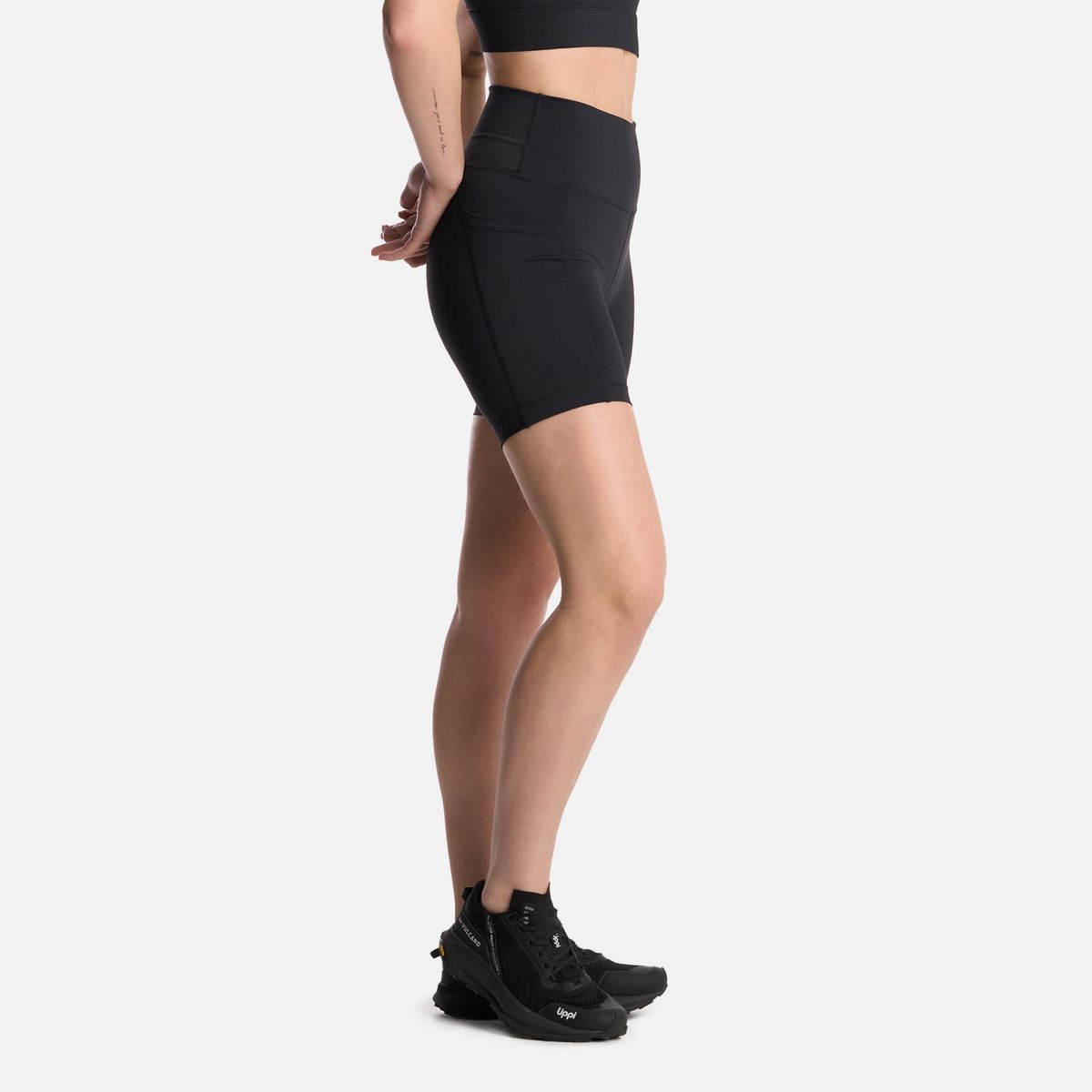 LIPPI - Calza Mujer In-Action Sport Short Leggings Negro Lippi