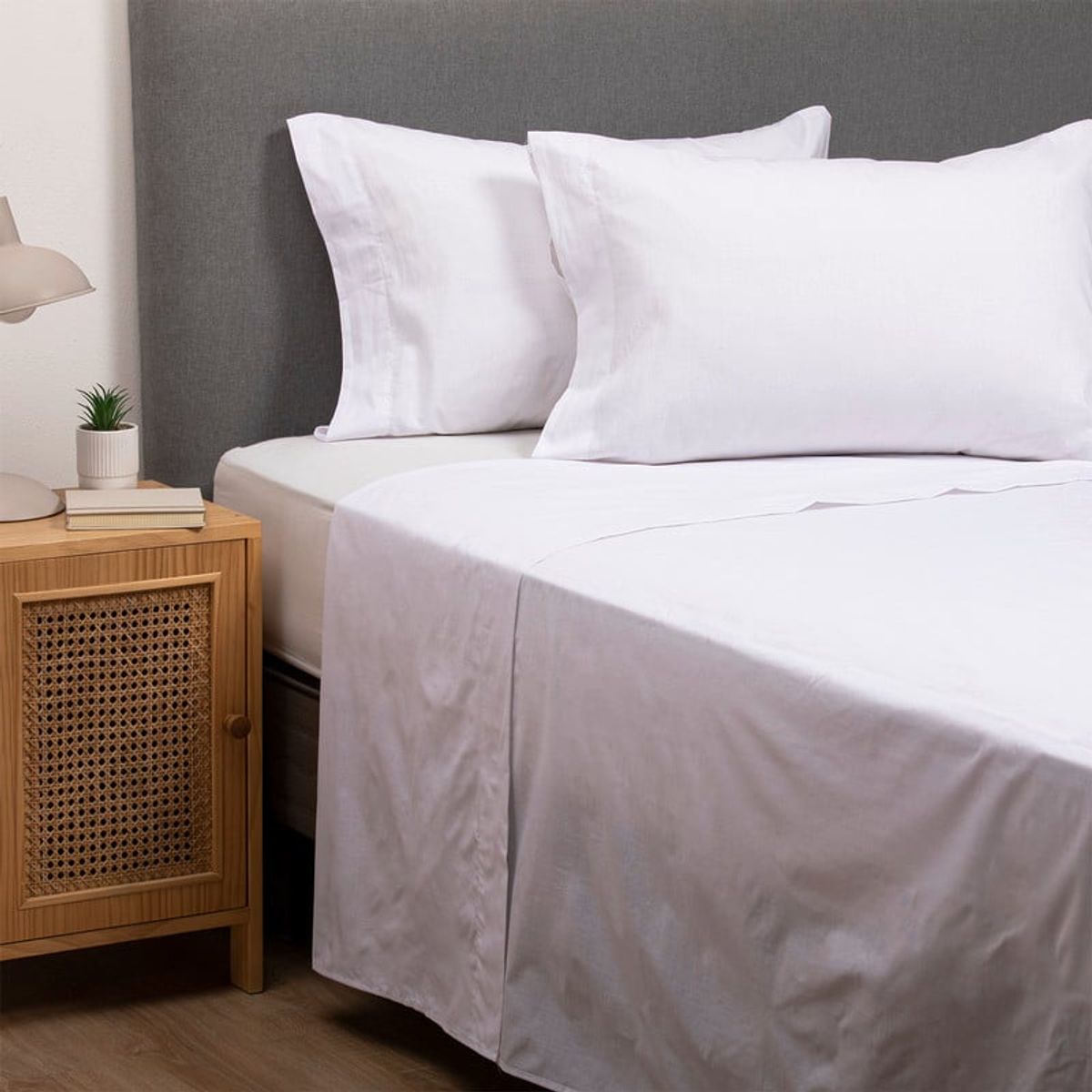 RANCO - Juego de Sábanas Blancas 144Hilos 2,0 plazas - Basic Hotel