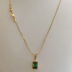 GENERICO - Cadena de ORO LAMINADO 18K Con COLGANTE DE ESMERALDA