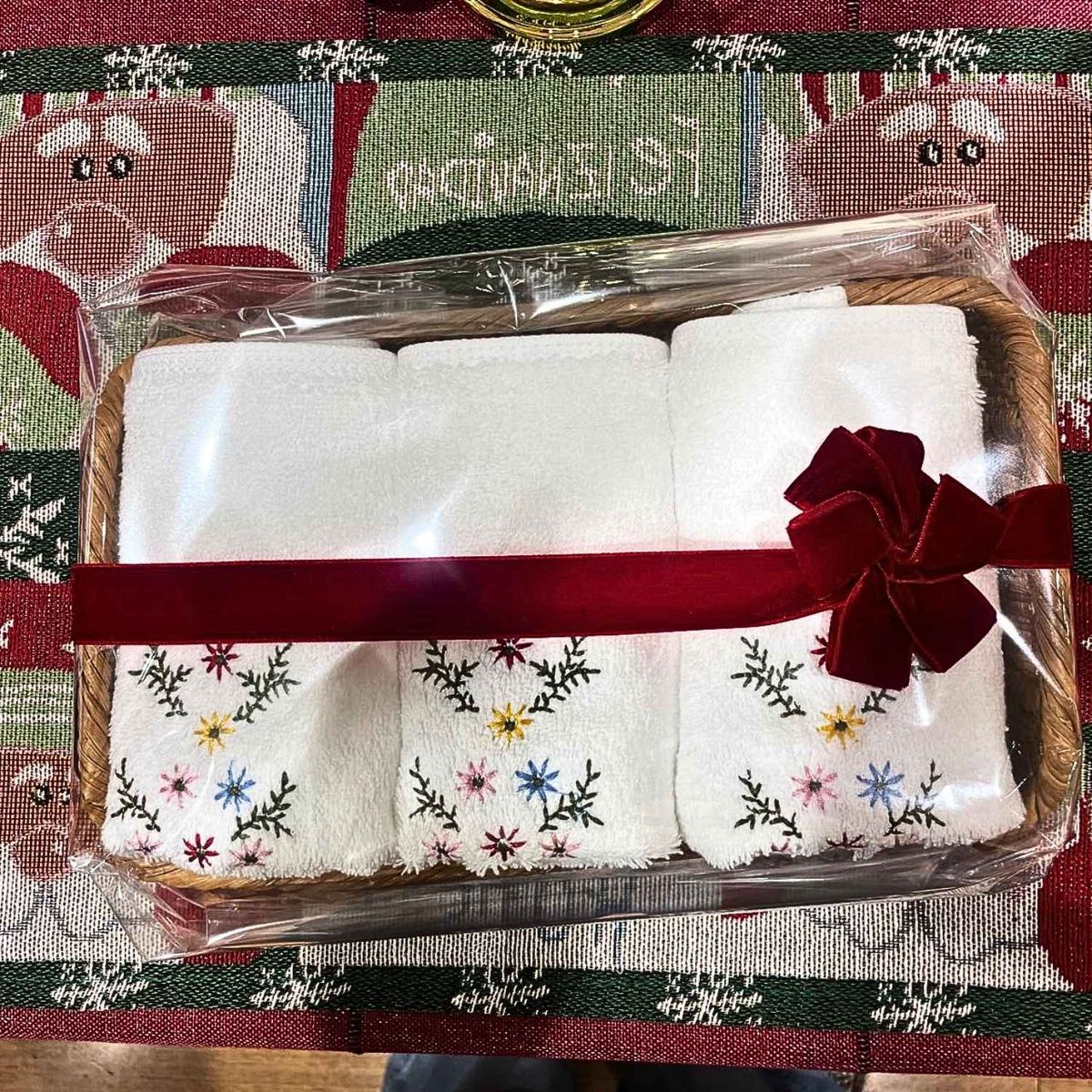 BOHEMIK - Set Baño Toalla visita royal Touch Floral con Bandeja Elsa