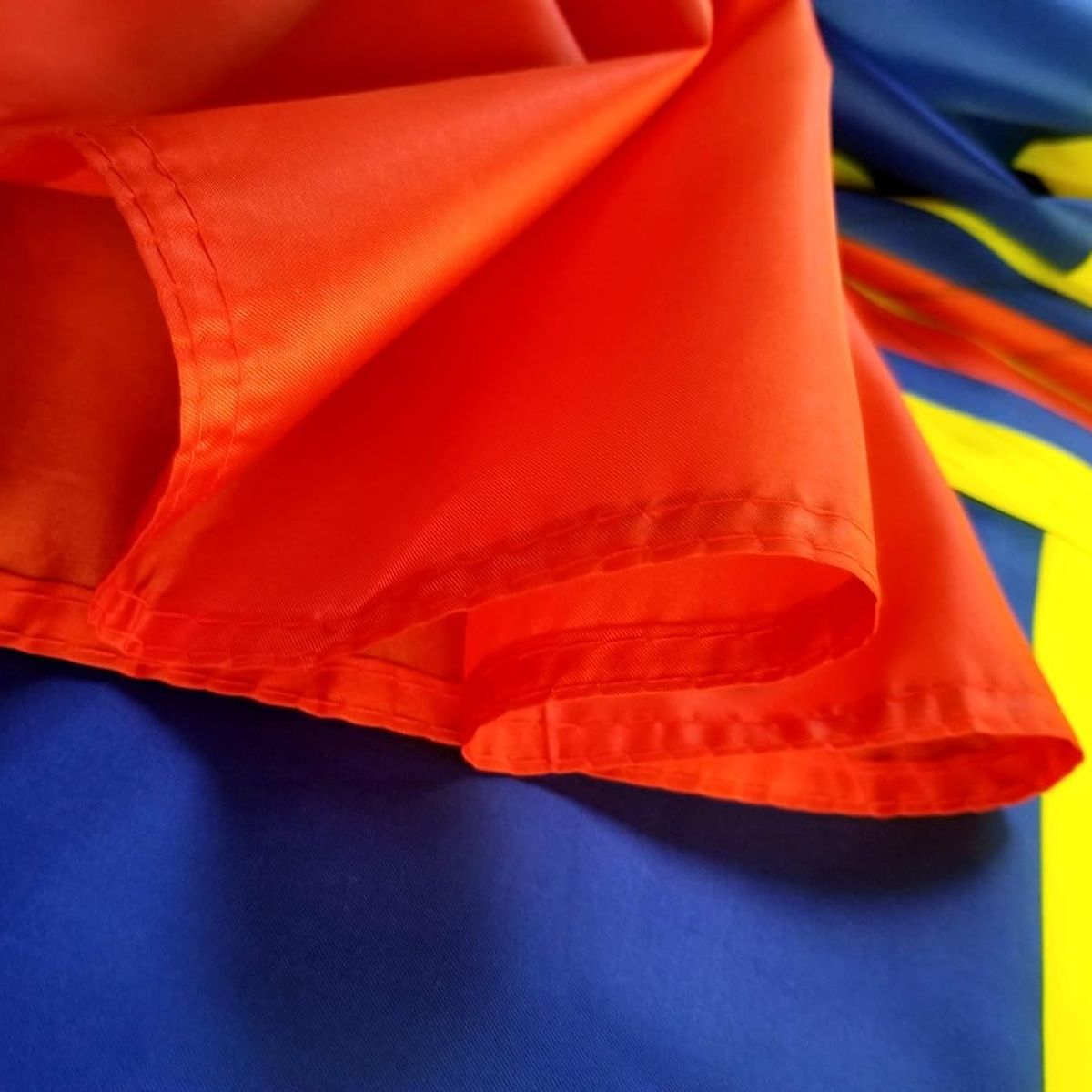 GENERICO - Bandera De Ecuador 60x90 Cms Estampada Ojales Metálicos