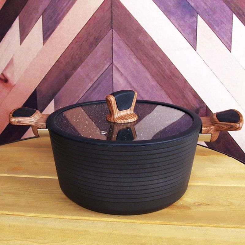 FISSMAN - Olla FEORELLA 20x10 cm / 2,67 Litros con tapa de cristal con fondo de inducción FISSMAN