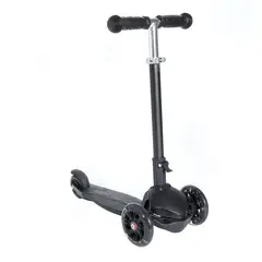 ARTHOME - SCOOTER 3 RUEDAS CON LUCES COLOR NEGRO