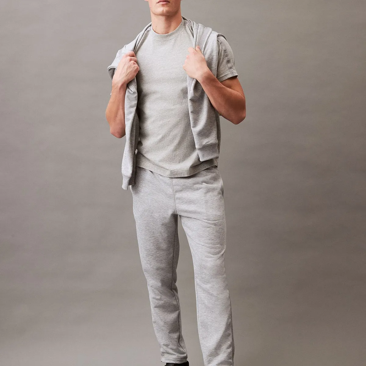 CALVIN KLEIN - Jogger French Terry Gris 030 Calvin Klein