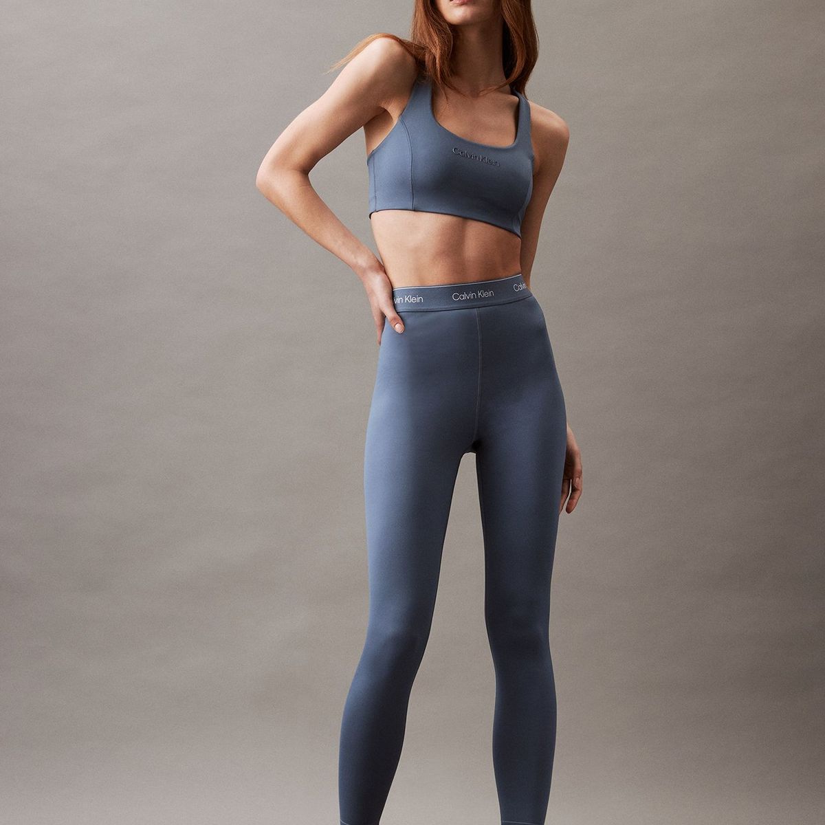 CALVIN KLEIN - Bralette Deportivo Mediano Impacto Azul Calvin Klein