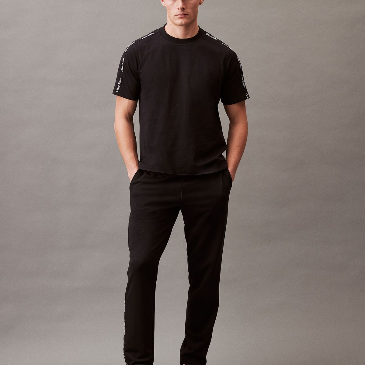 CALVIN KLEIN - Jogger French Terry Negro Calvin Klein
