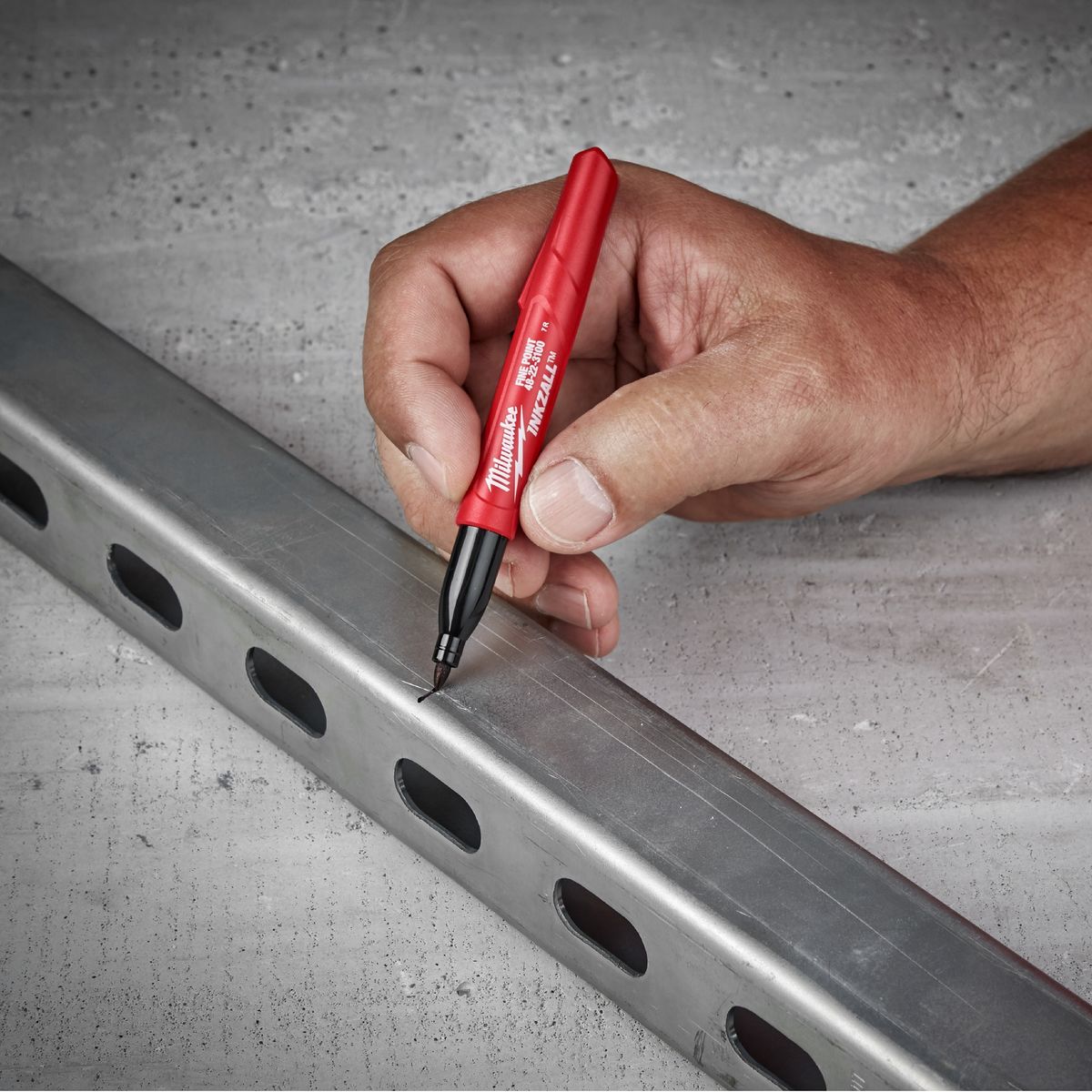 MILWAUKEE - Marcadores de punto fino para el trabajo 12 Unidades Milwaukee